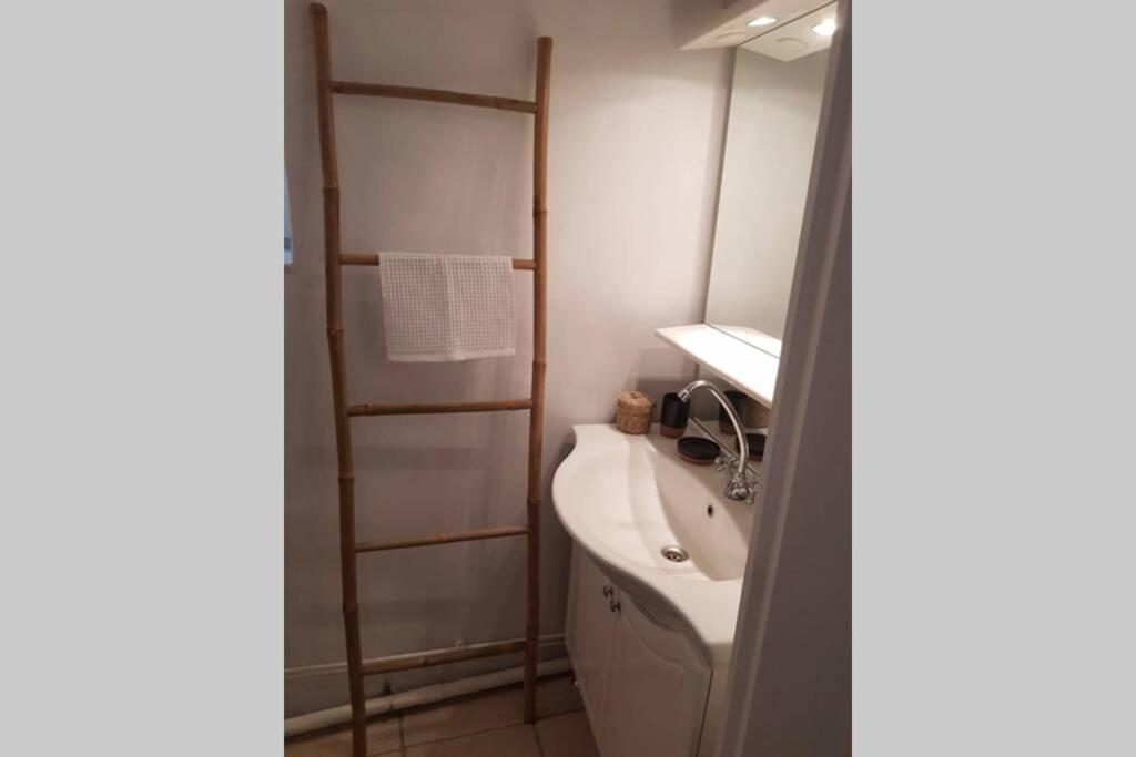 Saint-Cirgues-sur-Couze Maisonnette En Pierre Independante De 20 M2 מראה חיצוני תמונה